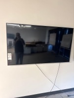 Samsung 65" TV