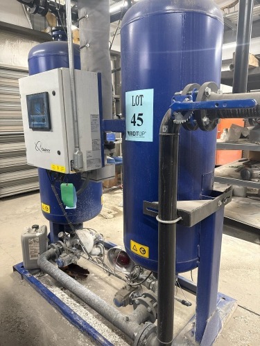 Quincy Heated Purge Refrigerated Desiccant Air Dryer, Quincy QHP850 Heated-Purge Desiccant Air Dryer, 165 PSI, 480-3-60, 2024