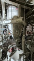 Tank With Screw Feeder - 2