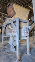 Wet Material Feed Hopper with Screw Feed - 3
