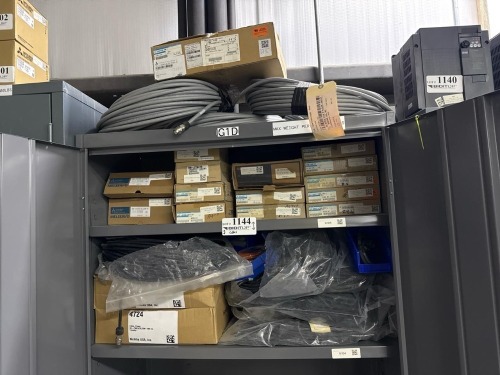 Lot of Assorted Cabling