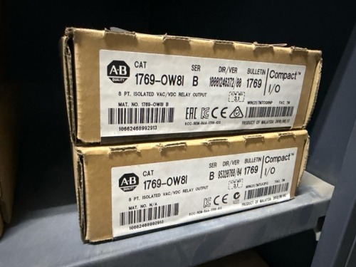 Allen-Bradley 1769-OW8I Compact I/O 8-Point Isolated Relay Output Module