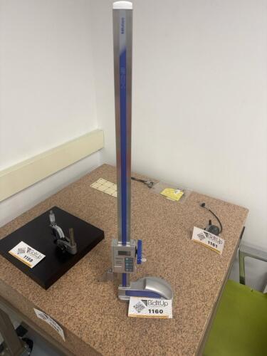 Digital height gauge