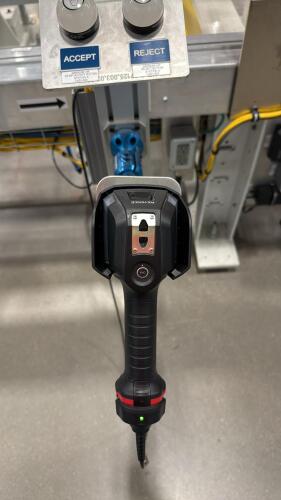 Keyence SR-G100 Barcode Scanner and SR-HL1 Holder