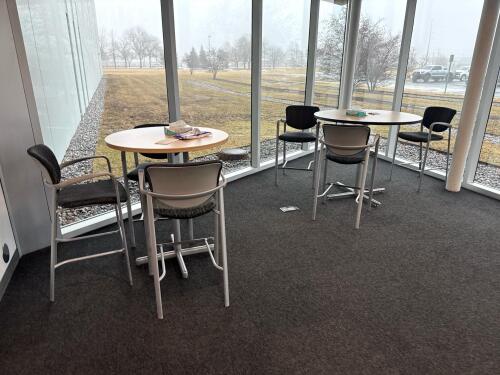 Break room table set
