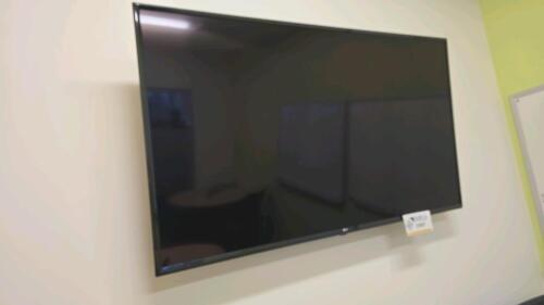 LG 55" 4K UHD LED Smart TV