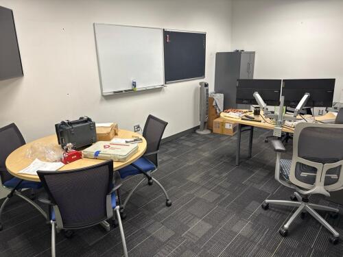L Shape Office Desk and Hutch 71&rdquo; x 82&rdquo; x 68&rdquo;