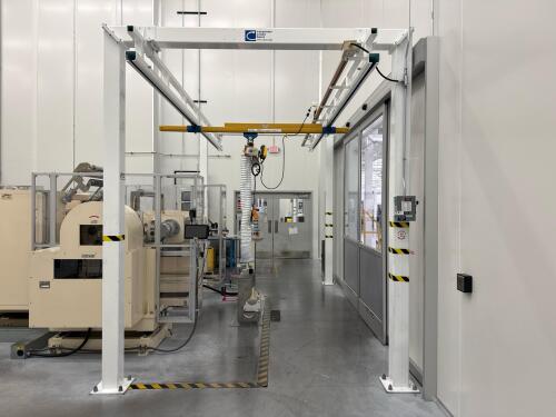 10' x 16' Carpenter Crane Hoist Station