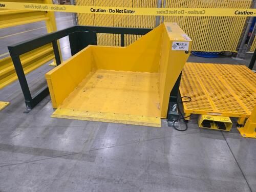 Southworth ZTU2-85 2000lbs Roll-On Container Tilter