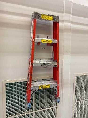 4&rsquo; Louisville Ladder