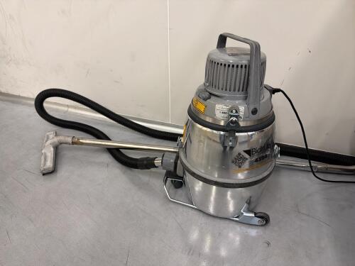 Nilfisk Vacuum