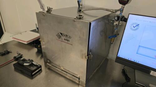 Vacuum Chamber