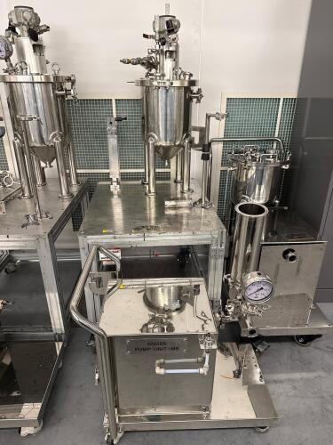 Mobile Stainless Steel Chamber