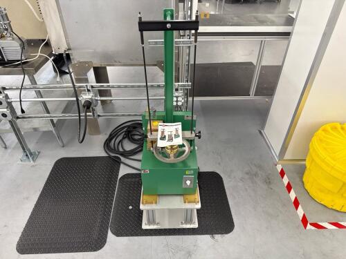 Dual Manufacturing Economy D-4325 Sieve Shaker