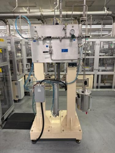 Battery cell electrolyte filling/Wetting/ Sealing assembly