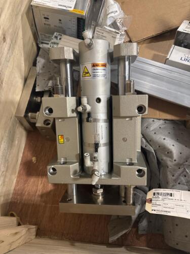 Lot of parts for assembly equipment