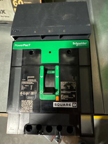 PowerPacT 30A circuit breaker