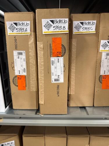 2&rsquo;x4&rsquo; parabolic troffer light fixture