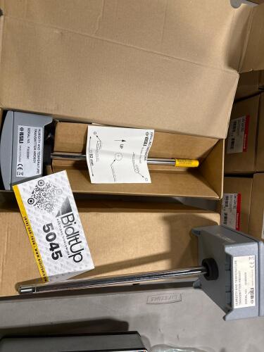 (3)VAISALA Humidity and Temperature Transmitter