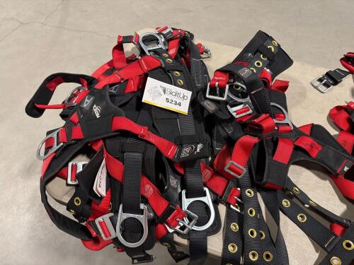 Lot of (4) Protecta PRO vest-style full-body safety harnesses