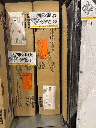 2&rsquo;x4&rsquo; parabolic troffer light fixture
