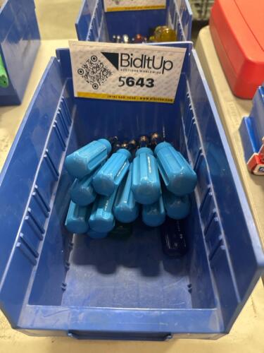 Metric nut driver set