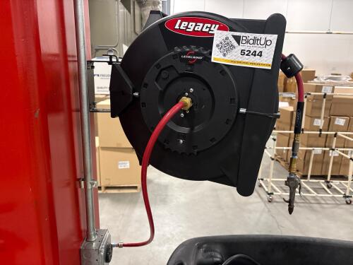 Legacy Levelwind, retractable air hose reel