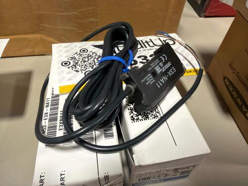 (2) Omron E3X-NA11 photoelectric sensor amplifier switch units (Appears new & unused)