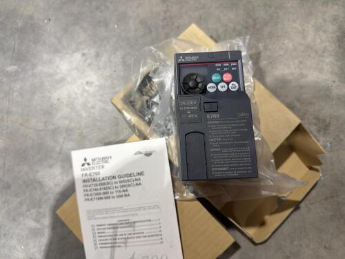 Mitsubishi Electric FR-E720-050SC-NA E700 series compact inverter drive