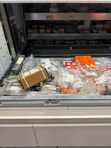 Divider of Tray 2011- air cylinders, bearings, aluminum railing and a feel unit