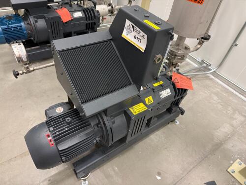 Busch NC 0100 B L03 ZZRX Rotary Screw Vacuum Pump w/ Filter Chambers