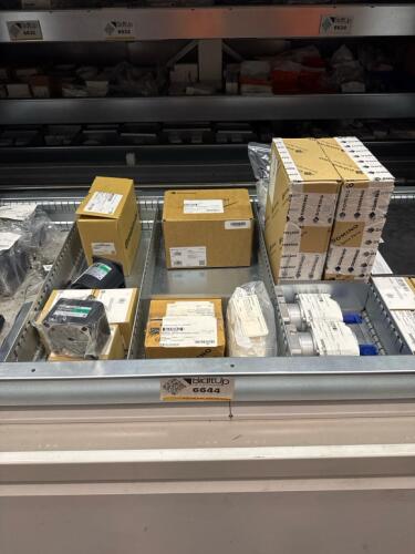 Divider of Tray 2010- Electric motors, gearheads, domino printer maintenance kits, gear reducers and domino printer cables