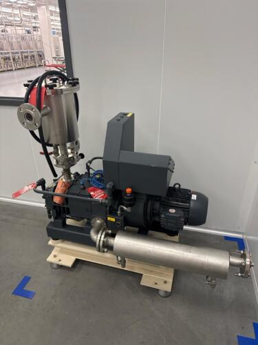 Busch NC 0100 B L03 ZZRX Rotary Screw Vacuum Pump w/ Filter Chambers