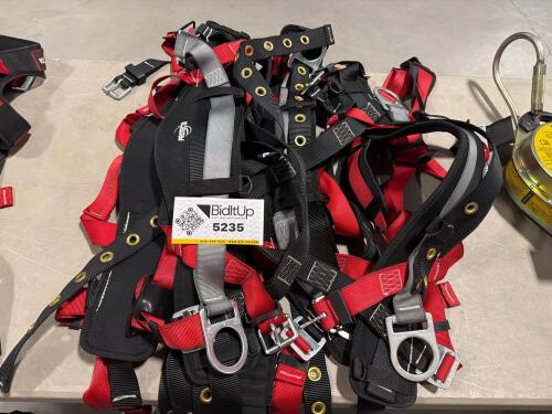 Lot of (4) Protecta PRO vest-style full-body safety harnesses