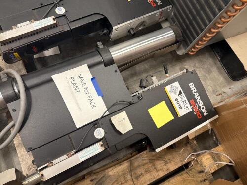 Branson 2000X series ultrasonic welder