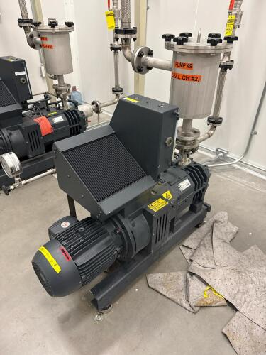 Busch NC 0100 B L03 ZZRX Rotary Screw Vacuum Pump w/ Filter Chambers