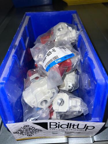 (7) SMC VHS30-03A pneumatic residual pressure release valves