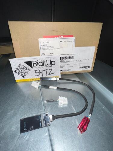 Azbil KIG-507 emitter sensor for a cell assembly.