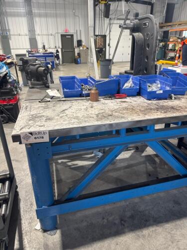 Heavy duty Steel work bench