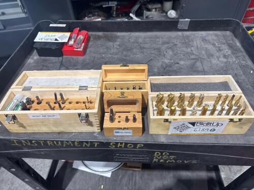 Assorted End mill bits