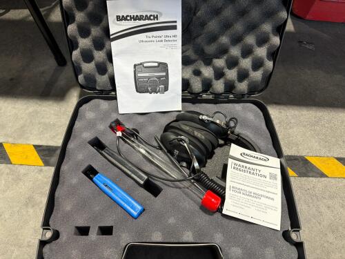 Bacharach Tru Pointe Ultra HD Ultrasonic Leak Detector Kit w/ Headphones, Probes & Hard Case
