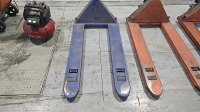 WorkSmart 5,500 lb Pallet Jack - 2