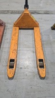 Global Industrial 5,500 lb Pallet Jack - 2