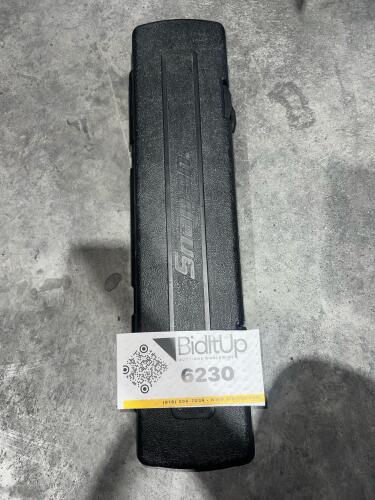 Snap-on Electronic Digital Torque Wrench w/ Display, Calibration Label & Hard Case