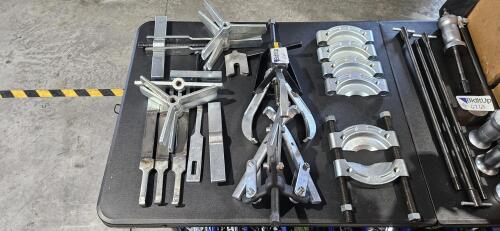 Lot of Assorted Manual Lock Pullers/ Bearings Splitters / Jaws Pullers