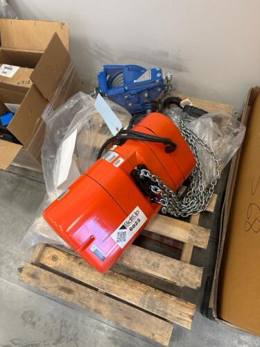 CM Lodestar chain hoist AND AERO-Motive wire rope festoon system