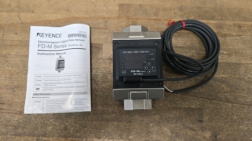 Keyence #FD-M100AT Electromagnetic Digital Flow Senor
