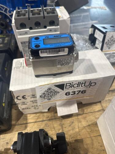 FLOMEC flow meter