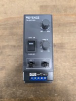 Keyence CA-DC100 Light and Light Controller