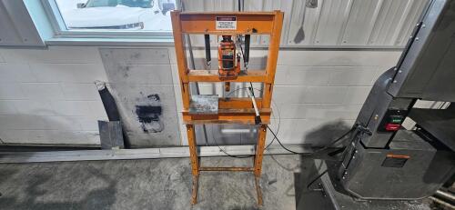 Central Hydraulic H- Frame Shop Press, w/ 20 Ton Capacity Bottle Jack